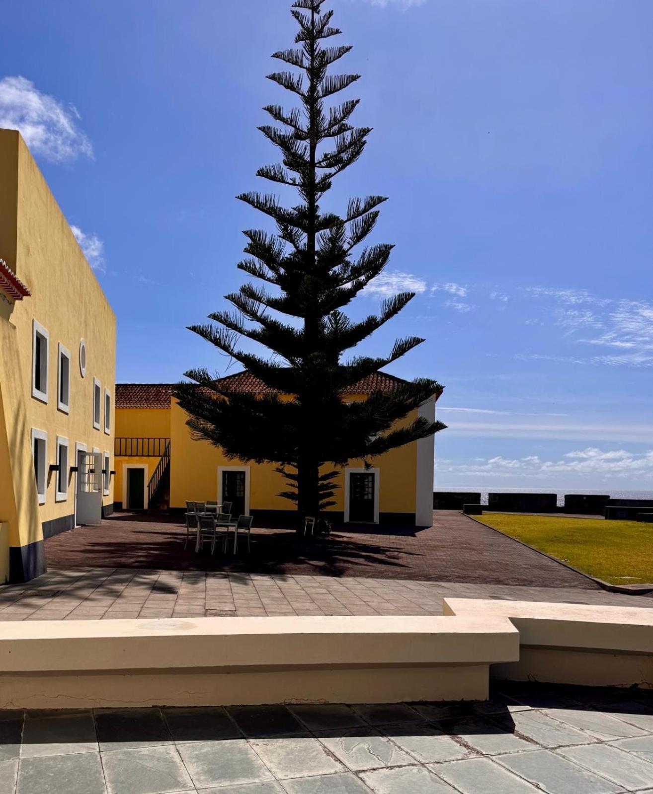 Pousada De Angra Do Heroismo Castelo De S. Sebastiao Buitenkant foto